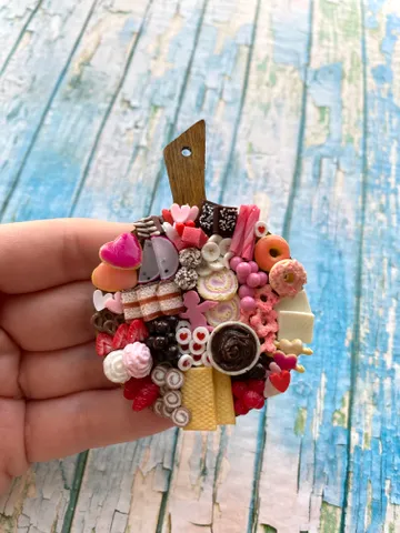 Magnet Miniature Valentine Charcuterie Board with Polymer clay Souvenir $27.00