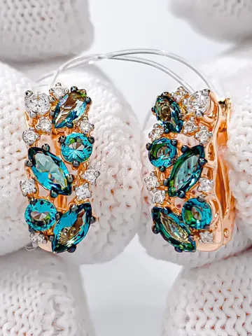 Earrings jewelry Silver gold plated 925 assay value with London topaz $125.00