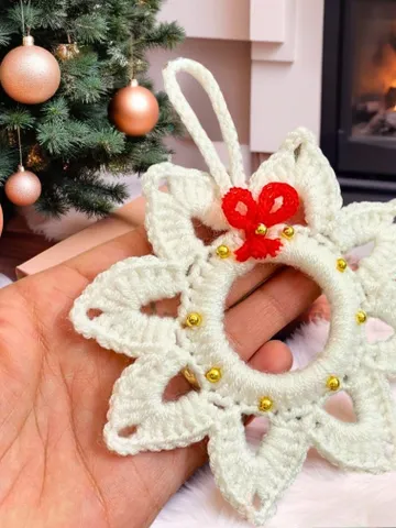 Christmas Crochet Star and Wreath Pattern - Christmas Decoration & Holiday Ornament - Christmas Tree Decor for Beginners $5.40