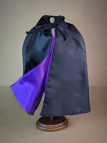 Handmade two-sided black & purple Halloween Vampire cape for 11 inches fashion dolls $26.00