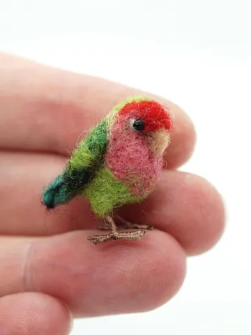 Miniature needle felted lovebird, tiny parakeet, pet portrait, peach faced lovebird $35.00