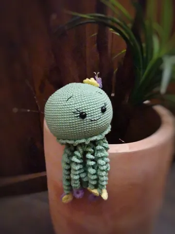 QUALLE Crochet PDF file in English pattern crochet pattern jellyfish toy detailed description of crocheting with photos $4.00