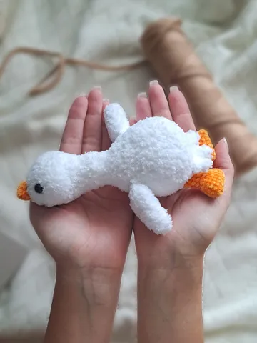 Pattern crochet Little plush goose, Tutorial baby goose, cute plush toy