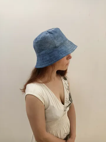 Stylish two-sided denim panama hat. It has a cotton lining