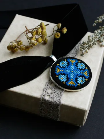 Ukrainian statement choker necklace ethnic vyshyvanka Wide velvet choker with pendant Blue yellow Ukraine jewelry Folk Ukraine namysto