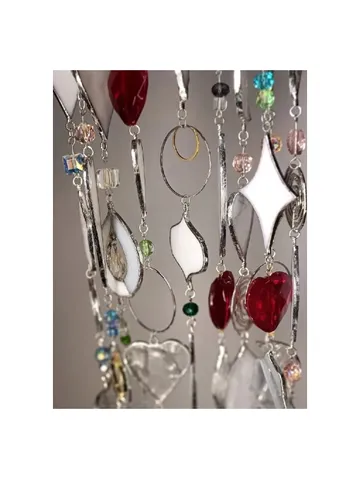 Snow-White Garland with Mother-of-Pearl Leaves and Dimensional Hearts, Pearl Whisper Suncatcher Garland, White Glass Garland with Mother-of-Pearl Leaves and Hearts, Handmade Tiffany Glass Garland with Iridescent Details,Elegant White Stained Glass Hanging