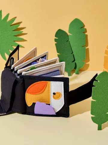 Quiet Activity Book for Babies, Montessori Felt Sensory Toy for 4-6-8-10-12 Month Olds, Perfect Newborn sensory or Infant Gift – Kinderkrama $70.00