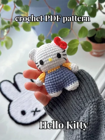 CROCHET PATTERN hello kitty PDF file, US terms, sanrio collection $5.60