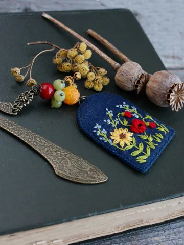 Handmade luxury initials bookmark with beaded charm Metal personalized book mark monogrammed Colorful poppies sunflower hand embroidery