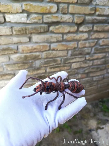 Realistic Crochet Ant Brooch | Nature Insect Pin