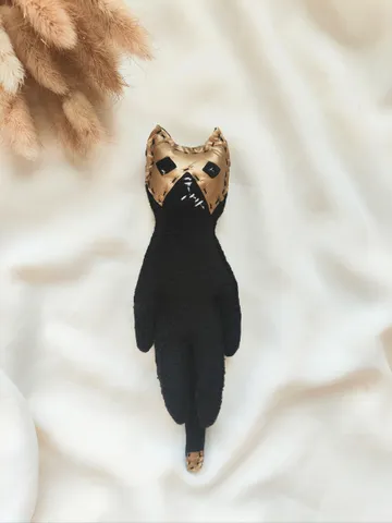 Halloween toy cat