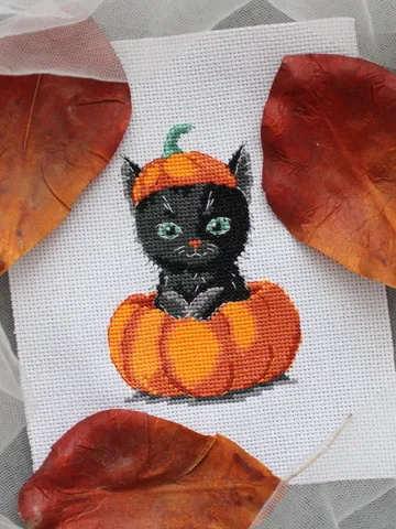 Cross stitch pattern "Cat in a pumpkin" PDF, Halloween gift idea $3.80
