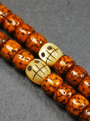 Gandhanra 1 Pair of Fish Bone Skull Beads,Marker Beads for Mala Necklace,Prayer Beads Accessories,0.3&quot; × 0.3&quot; $19.99