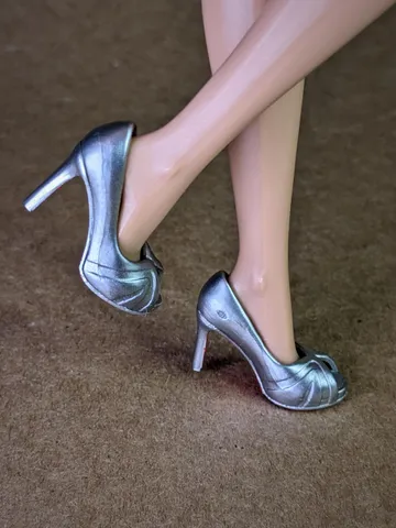Silver heels sandals for fashion female dolls (Color Infusion, MH) $35.00