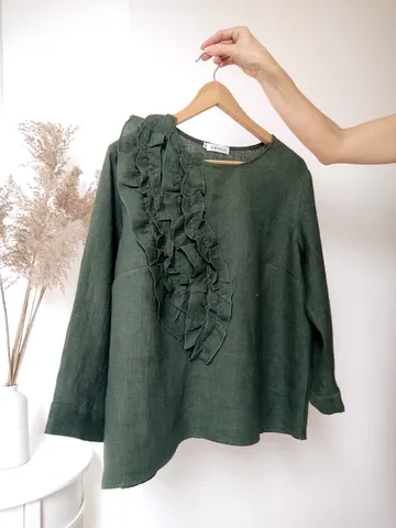 💚Green ruffled linen shirt