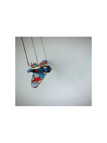 Stained glass airplane, Tiffany glass plane, handmade glass aircraft, stained glass pendant, aviation decor gift, airplane wall hanging, glass art plane, Tiffany-style suncatcher, airplane lover gift, pilot decor, boys room decor, flying dream ornament