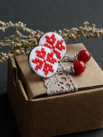 Traditional Ukrainian earrings for vyshyvanka White red coral stud earrings Ukraine folk jewelry gift souvenir