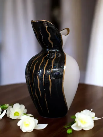 Black and White Vase For Flowers with Gold Accents – 28 cm | Modern and Elegant Design Decorative Vase, Home Decor