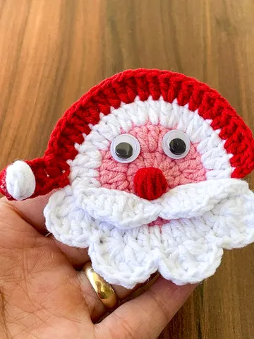 Crochet Santa Claus Face Applique - Crochet Xmas Tree Decor - Beginner-Friendly Crochet Santa Claus Pattern $5.40