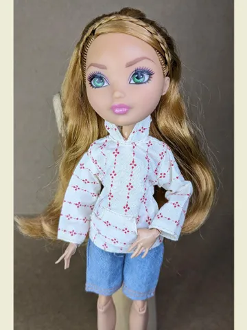 White shirt for 10.5-inch female dolls (MH, EAH) $12.00