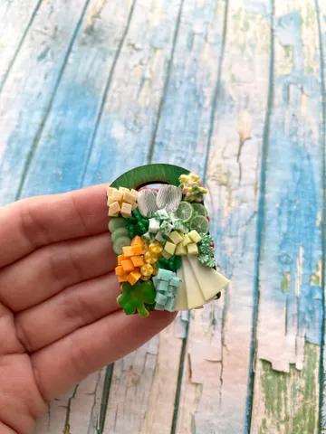 Magnet Miniature St Patrick Day Board with Polymer clay Souvenir $17.00