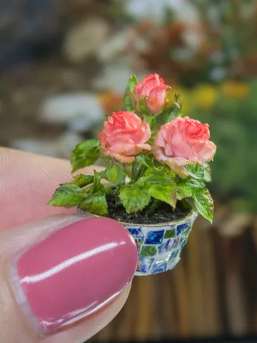 MINIATURE Roses in a Ceramic pot | Dollhouse miniatures $52.00
