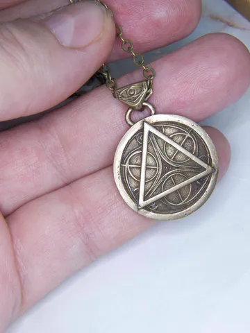 Amulet of Julianos / The elder Scrolls jewelry / Skyrim, oblivion, morrowind cosplay / Handmade amulet /Geek Gif $69.00