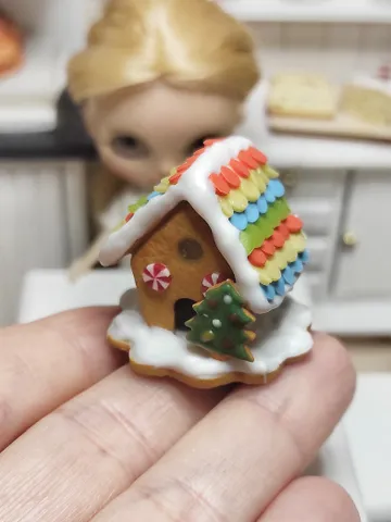 Realistic New Year miniature for dolls house - gingerbread house for dolls - food for dolls - realistic miniature $25.00