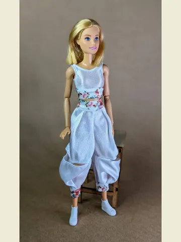Handmade white & red floral print sports set for 1/6 scale fashion female dolls $21.00