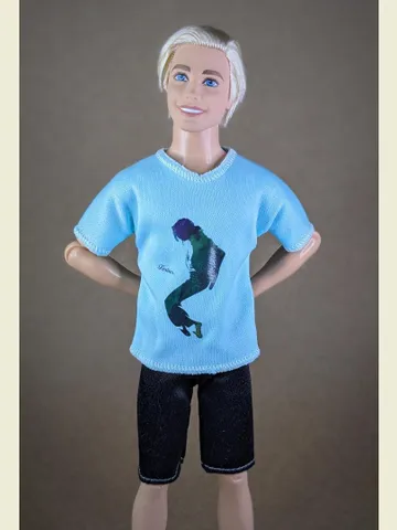 Turquoise printed T-shirt for 12-inch fashion male dolls $8.00