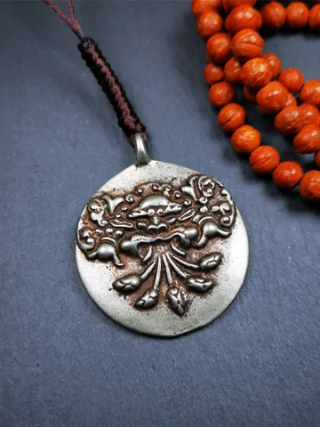 Gandhanra Acient Tibetan Buddhist Amulet,Kirtimukha Melong,Calendar Badge,SIPAHO(srid pa ho),Made of White Copper,1.7" $39.99