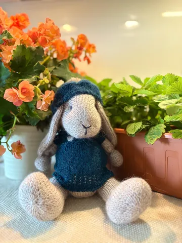 Cute Knitted Bunny – Handmade Stuffed Animal Toy, Soft Gift for All Ages