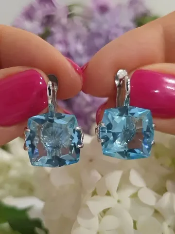 Earrings with topaz silver 925 $155.00