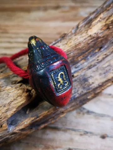 Gandhanra Old Tibetan Niang La Tsa Tsa Statue,Stupa Amulet,Pagoda Pendant,with Scorpion Stamp,Small Size 48mm,50 Years Old $79.99