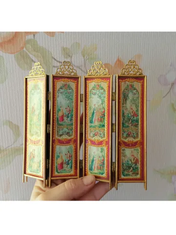 Screen for dollhouse.1:12 scale. $55.00