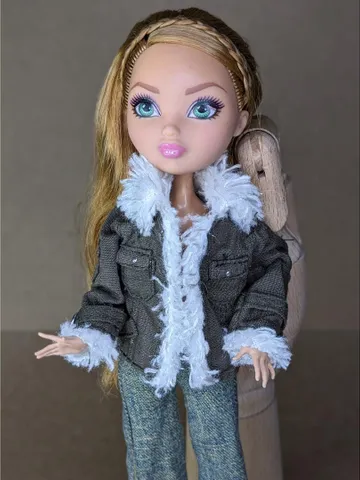Khaki jacket for 10.5-inch female dolls (MH, EAH) $18.00