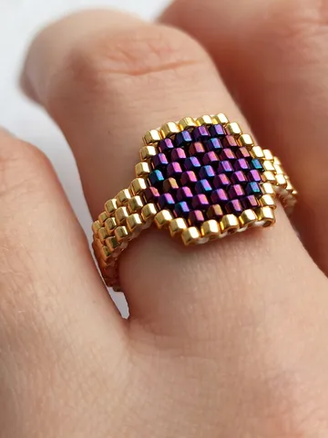 PDF tutorial - Beaded Purple/ Green signet ring $8.00