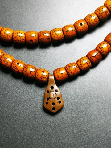 Gandhanra Handmade Buddhist Mala Counter Clip,Bum Counter Clip for Prayer Beads,Mantra Dot Shape,Mala Accessories $9.99