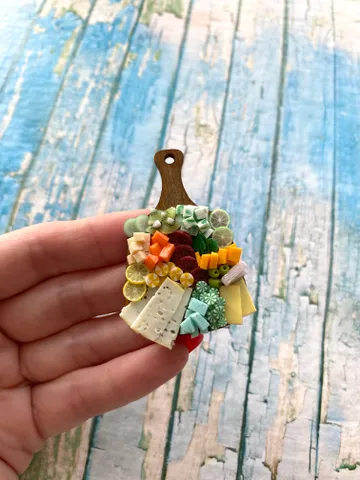 Magnet Miniature St Patrick Day Board with Polymer clay Souvenir $18.00