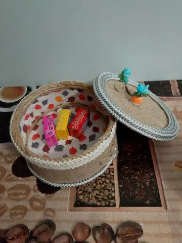 amazing Eco-Friendly Natural round/cylindrical jute jewelry storage box made of jute rope Basket/Wicker/Storage Box