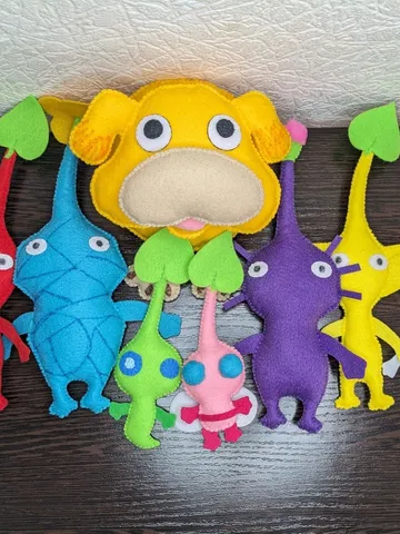 Pikmin family, pikmin felt toy, Pikmin 4, Oatchi Pikmin,Oatchi the Dog $32.00
