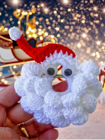 Crochet Santa Claus Face Applique - Crochet Xmas Tree Decor - Beginner-Friendly Crochet Santa Claus Pattern $5.40
