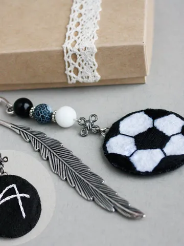 Metal soccer bookmark with beads for men Personalized bookmark monogrammed Soccer ball gift for bookworm Black nitial book mark letter