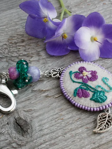 Custom purple floral beaded scissors fob minder with initial Gemstone personalized scissors keychain monogram Gift for crafting mom