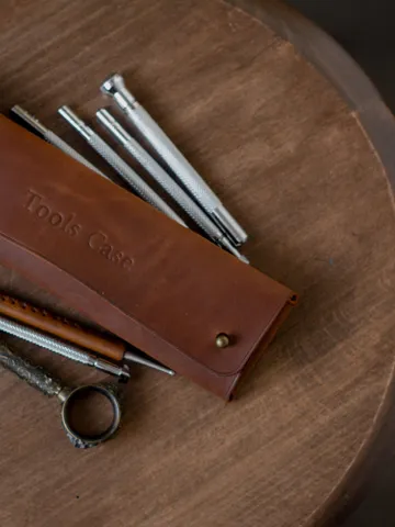 Personalized Leather Tools Case: Compact Craft Storage