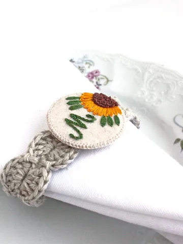 Ukraine Sunflower napkin rings Rustic personalized napkin ring monogram Initial farmhouse napkin cuffs custom Linen eco decor cottagecore