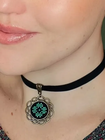 Emerald green Celtic necklace with four leaf clover charm Velvet black green Irish choker Shamrock St Patrick's Day jewelry gift