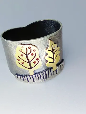 Designer ring