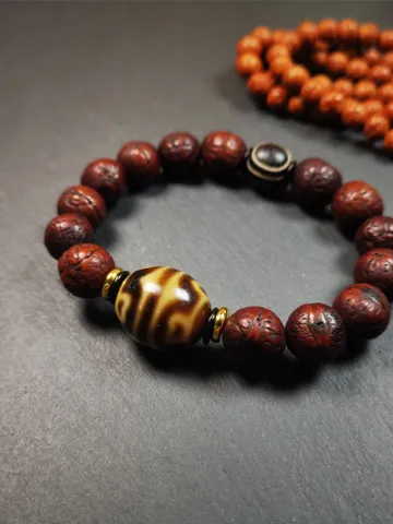 Gandhanra Unique Tibetan Lotus Darlo Dzi Wrist Mala with Old Bodhi Beads,Fit for 15-19cm Wrist,Protective Bracelet,Spiritual Gift $249.99