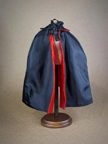 Handmade two-sided black & red Halloween Vampire cape for 12 inches fashion dolls $26.00